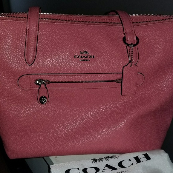 Coach purse - Picture 2 of 3